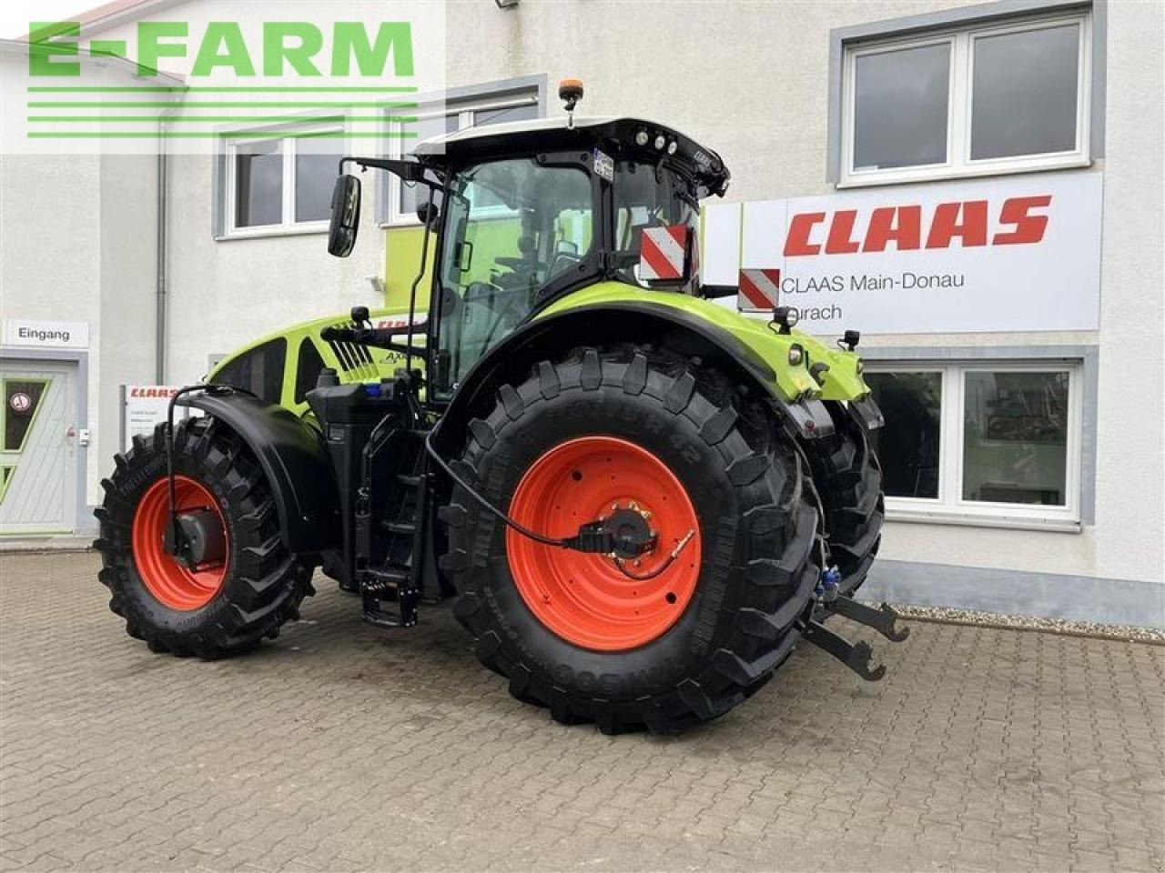 Farm tractor CLAAS axion 930 cmatic st5 cebis