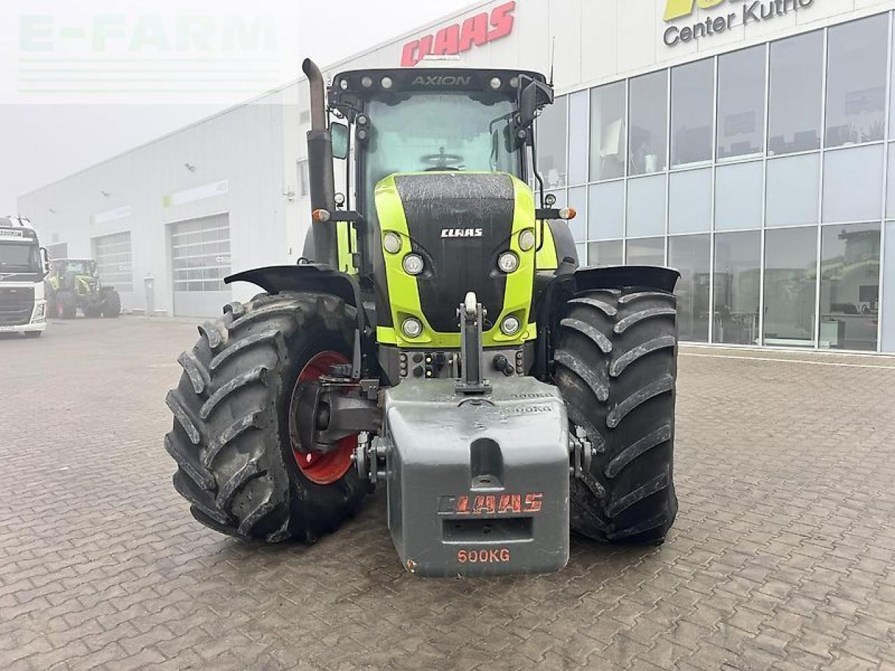 Farm tractor CLAAS axion 940