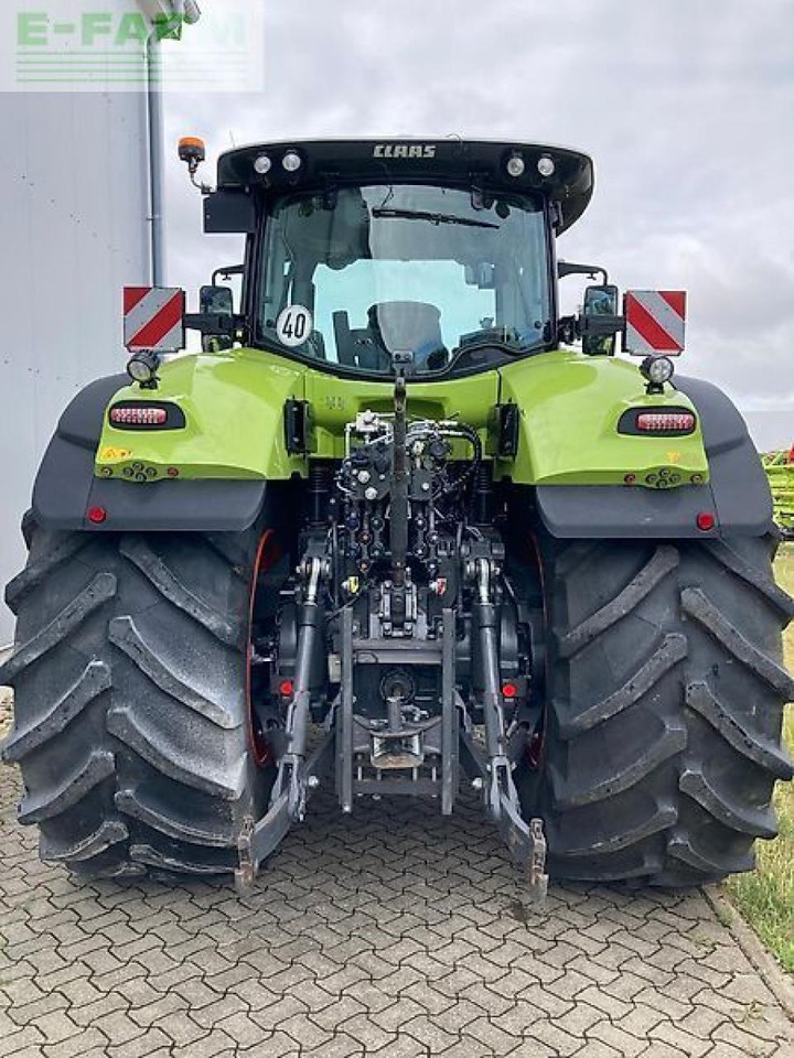 Farm tractor CLAAS axion 950 cmatic