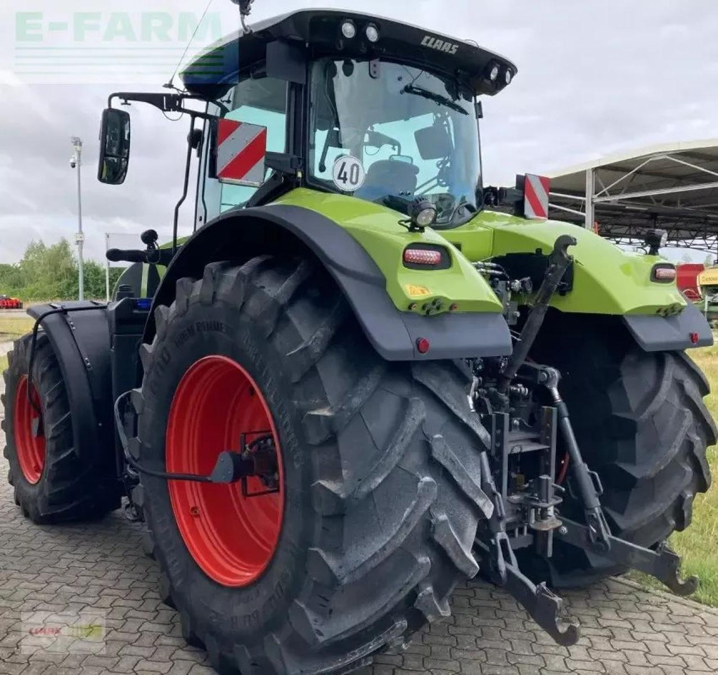 Farm tractor CLAAS axion 950 cmatic