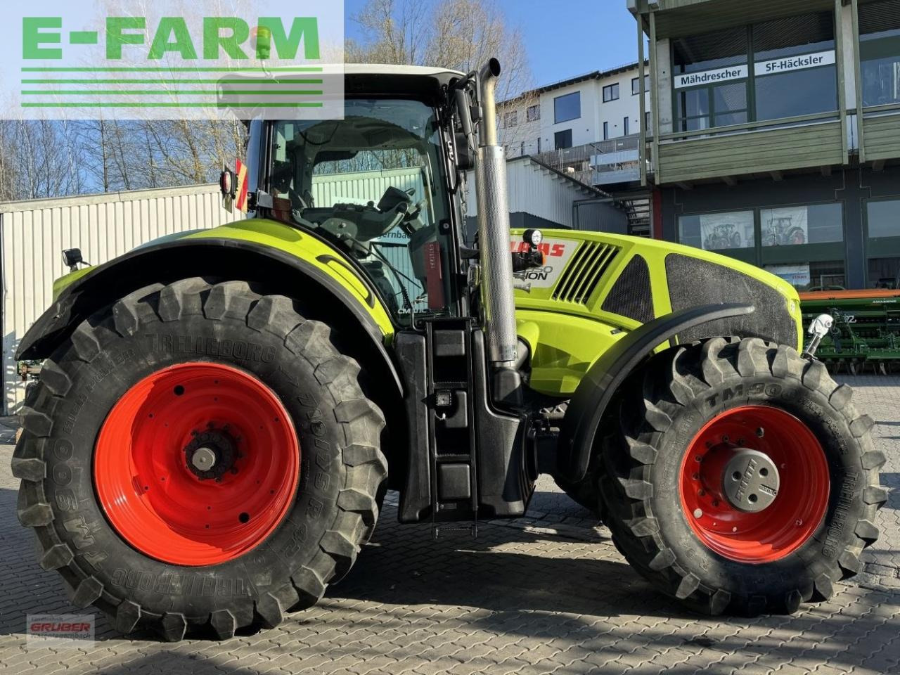 Farm tractor CLAAS axion 950 cmatic cebis