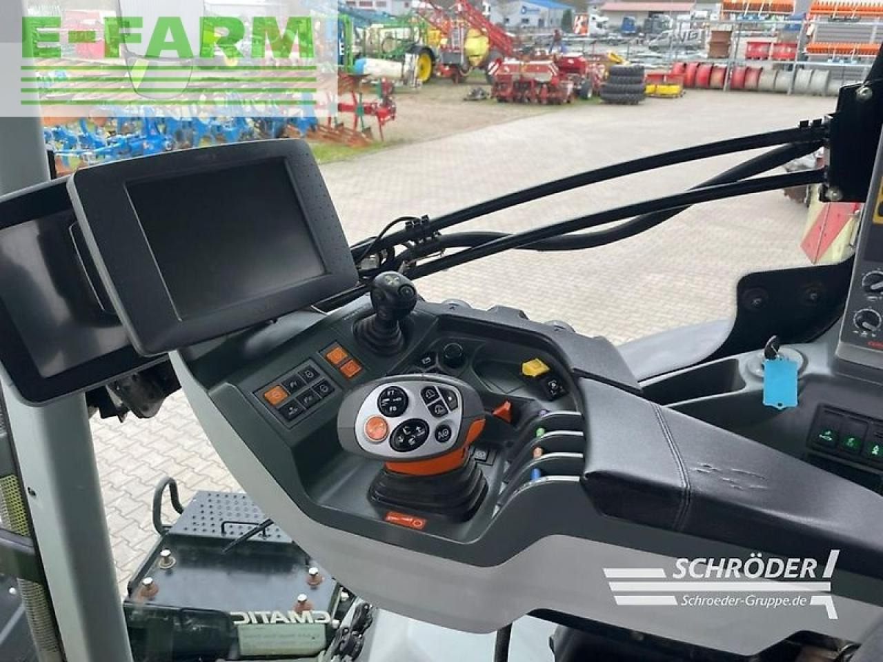 Farm tractor CLAAS axion 950 cmatic rtk