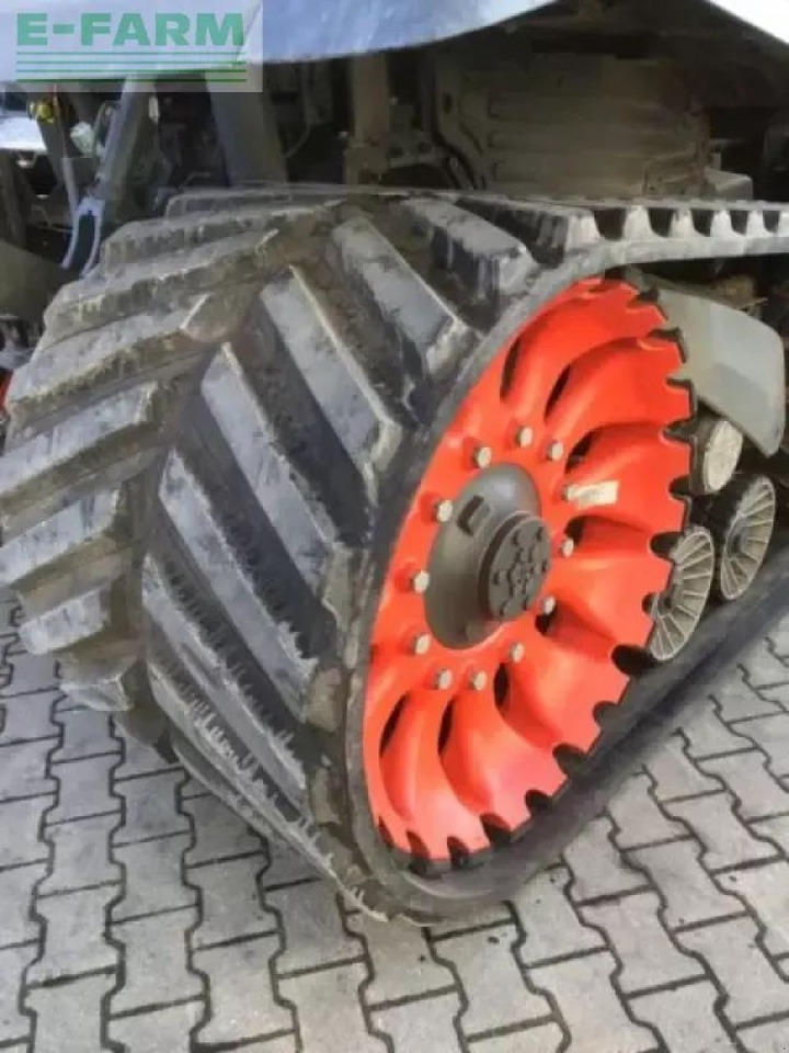 Farm tractor CLAAS axion 960 terra trac v