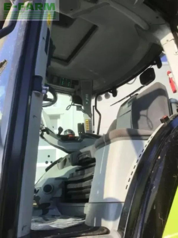 Farm tractor CLAAS axion 960 terra trac v