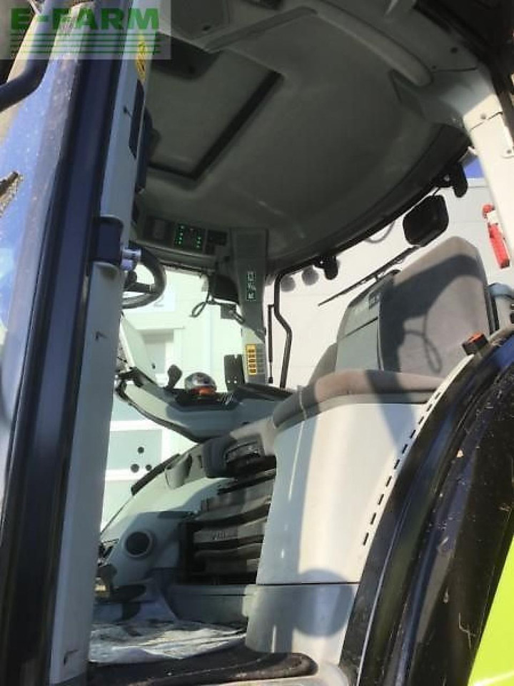 Farm tractor CLAAS axion 960 terra trac v