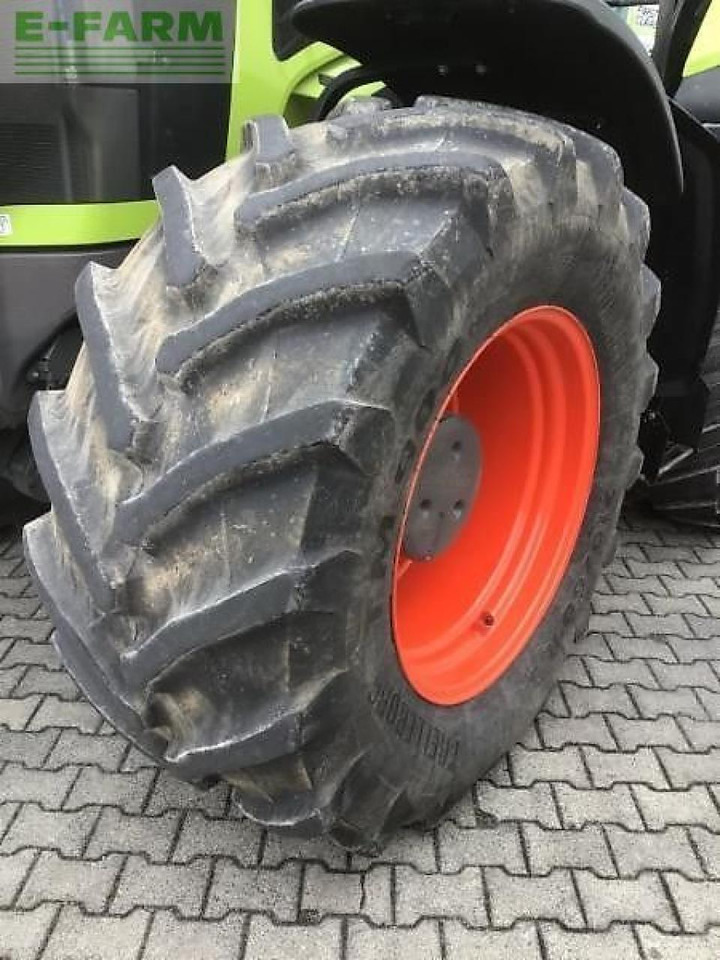 Farm tractor CLAAS axion 960 terra trac v