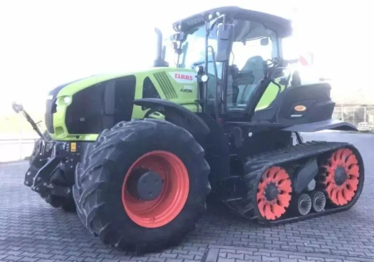 Farm tractor CLAAS axion 960 terratrac