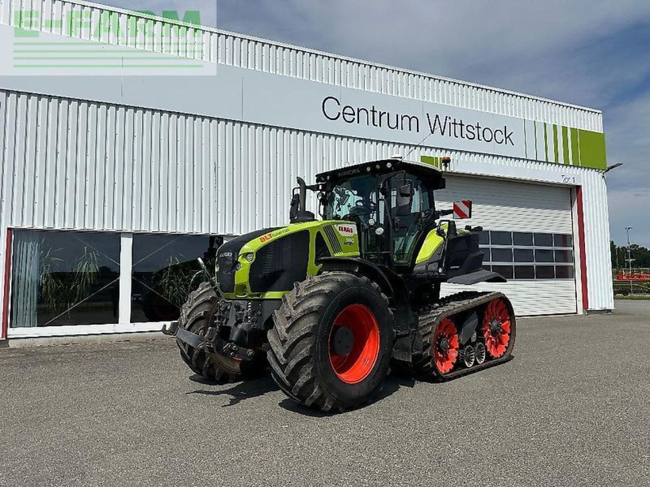 Farm tractor CLAAS axion 960 tt