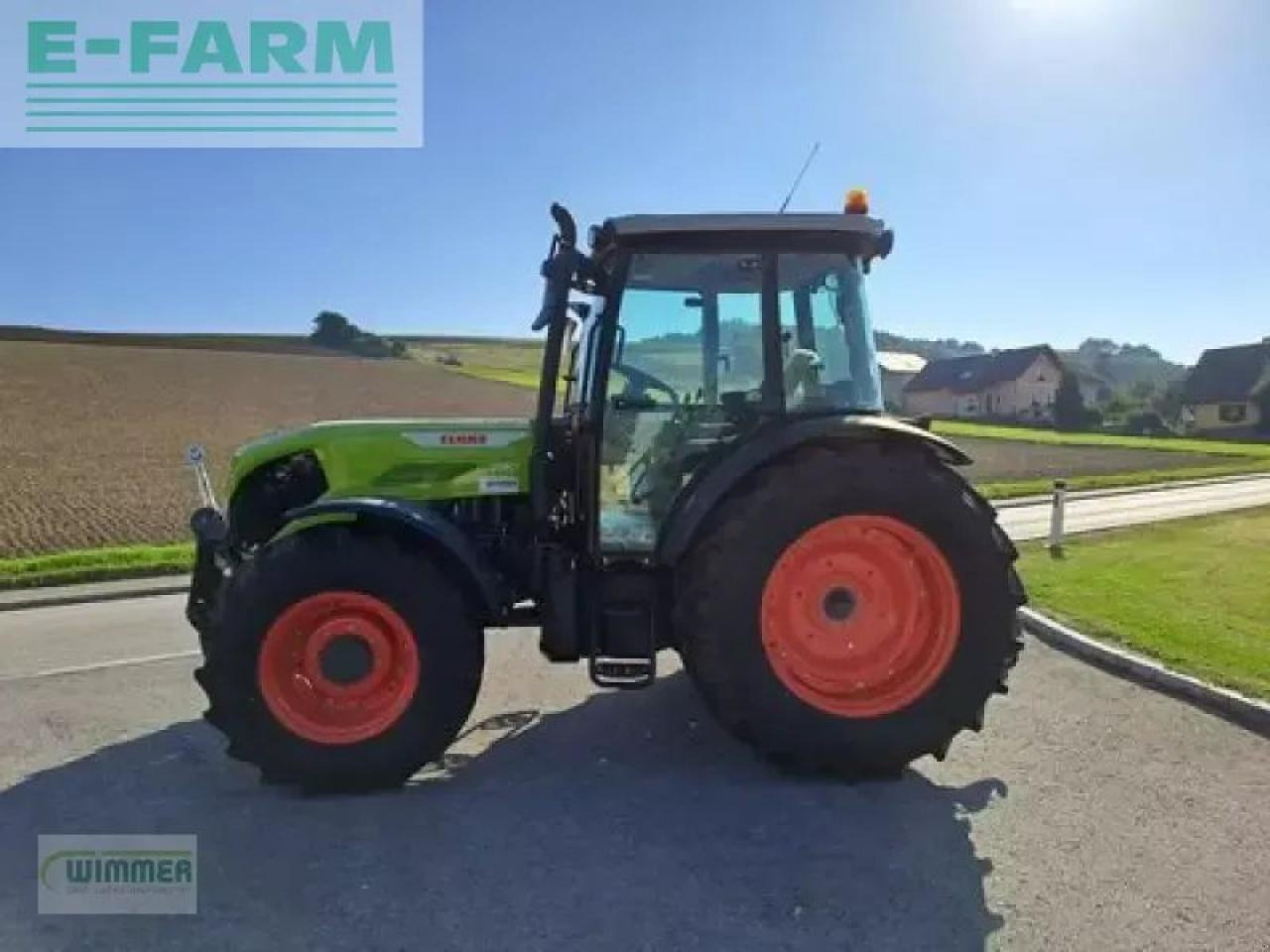 Farm tractor CLAAS axos 240