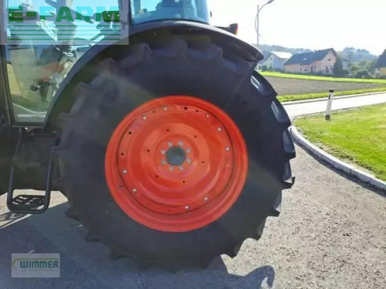 Farm tractor CLAAS axos 240