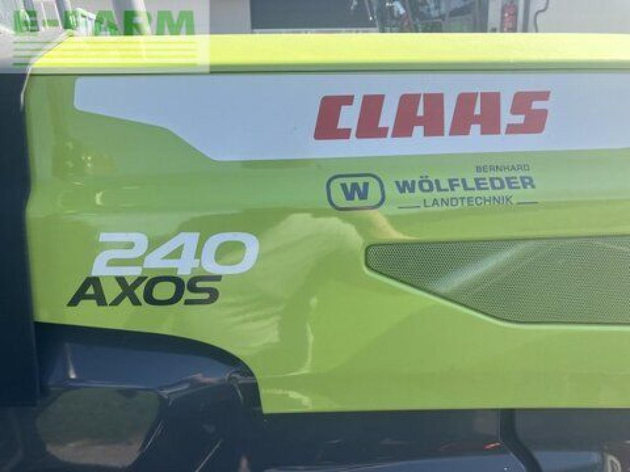 Farm tractor CLAAS axos 240