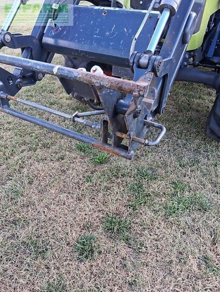Farm tractor CLAAS axos 320