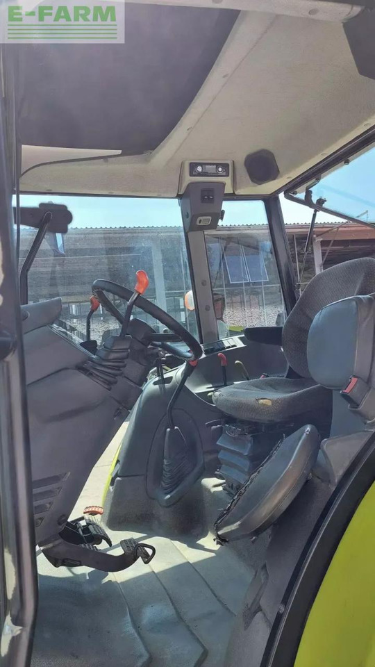 Farm tractor CLAAS axos 330