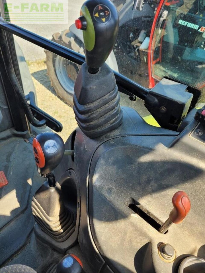 Farm tractor CLAAS axos 340