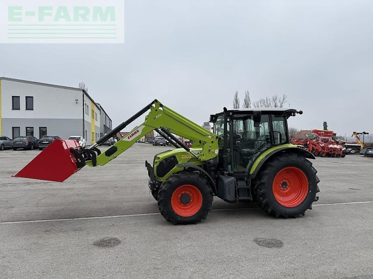 Farm tractor CLAAS axos 3.105