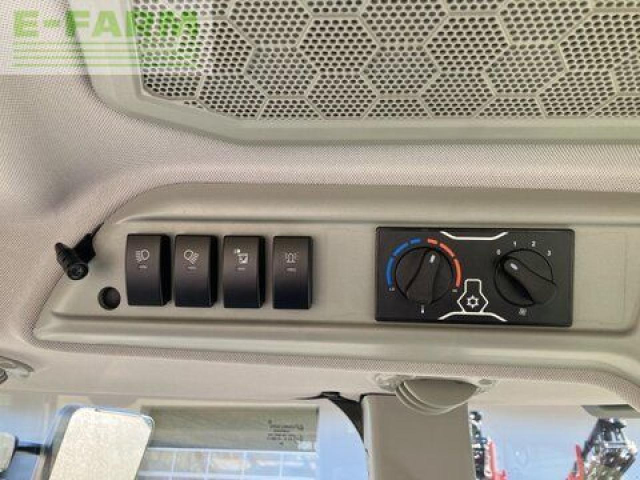 Farm tractor CLAAS axos 3.95 comfort