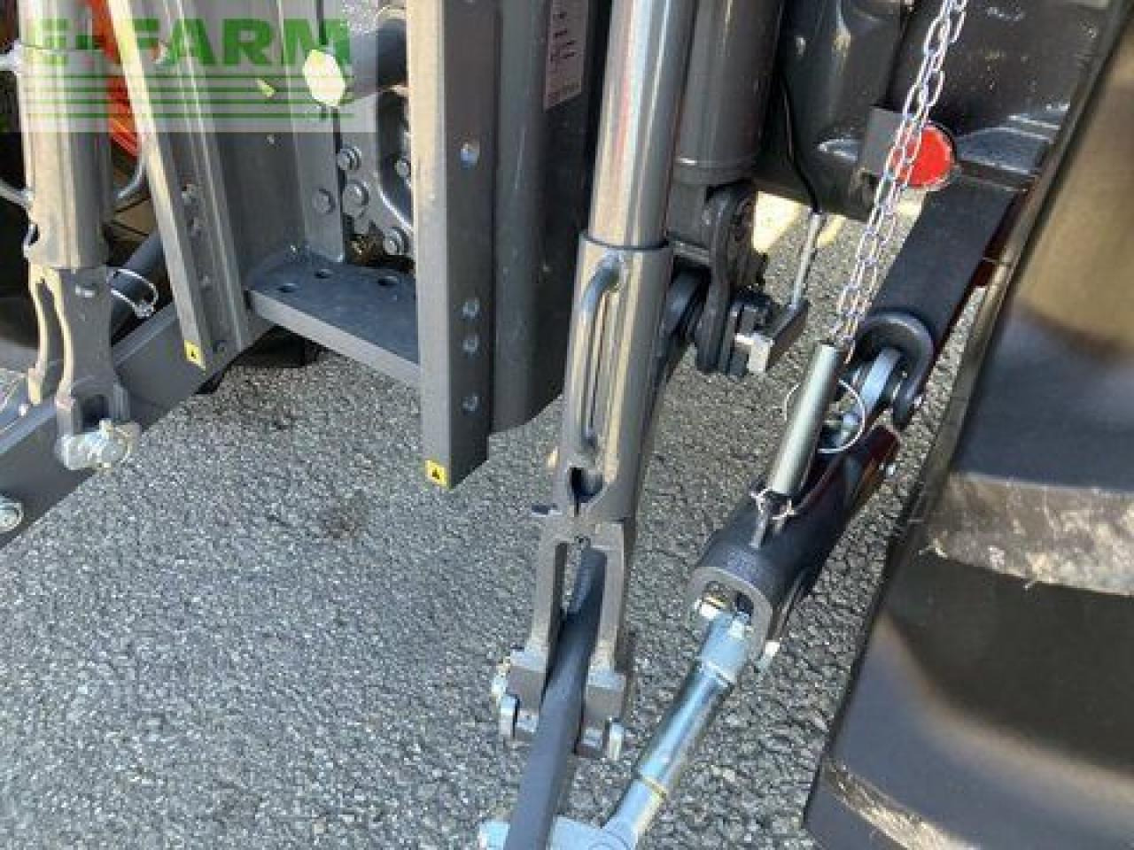 Farm tractor CLAAS axos 3.95 comfort