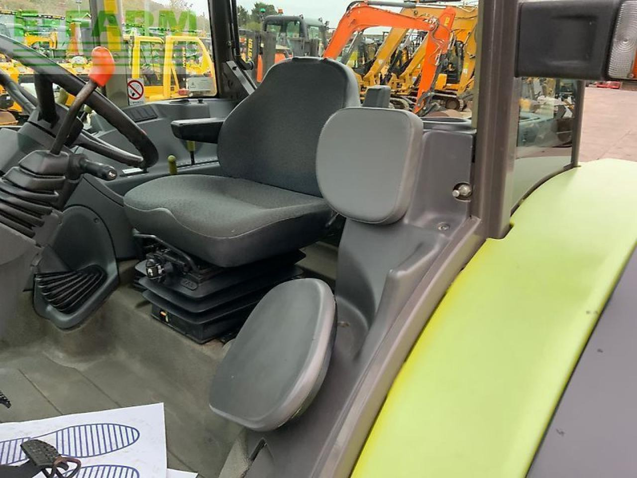 Farm tractor CLAAS celtis 426rc tractor (st24608)