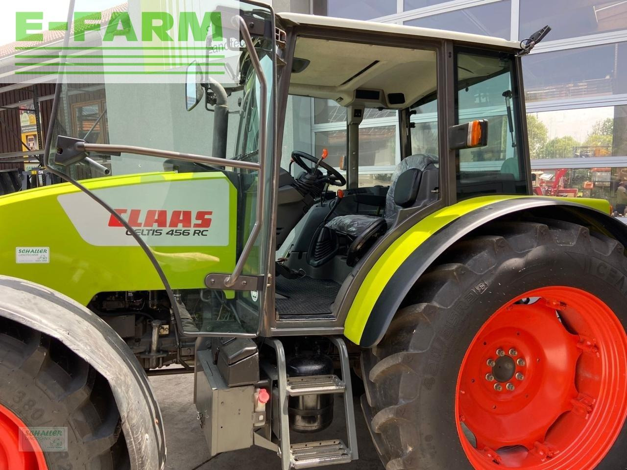 Farm tractor CLAAS celtis 456 rc mit drulu u. klima, in sehr schönem zustand