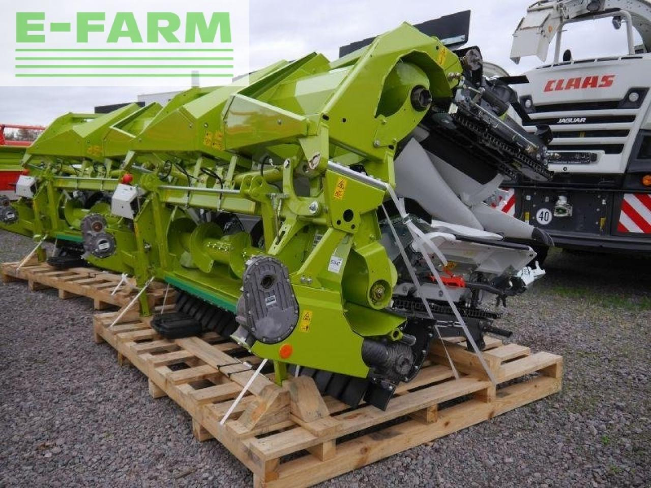 Farm tractor CLAAS corio 870 fc conspeed