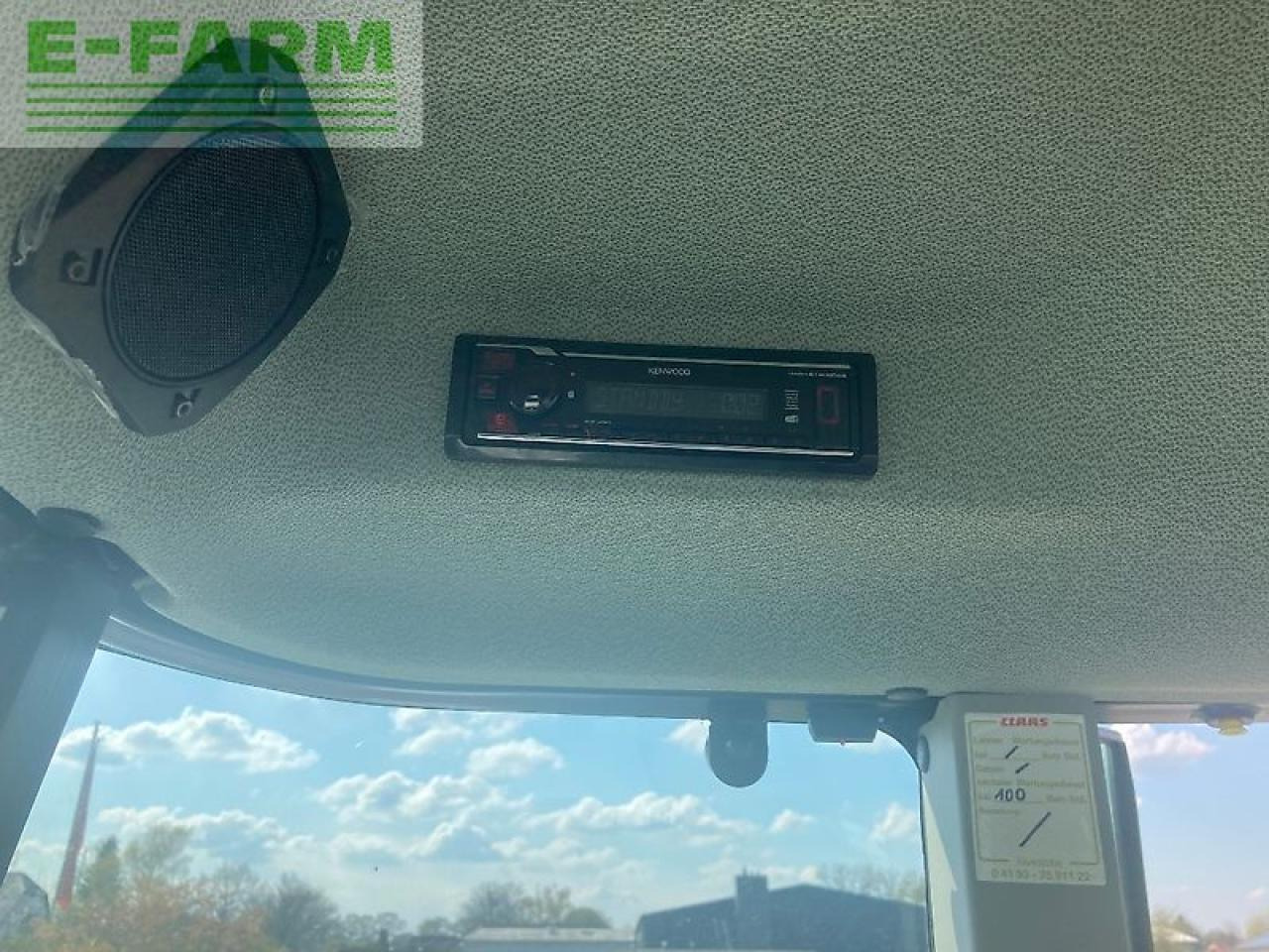 Farm tractor CLAAS elios 210