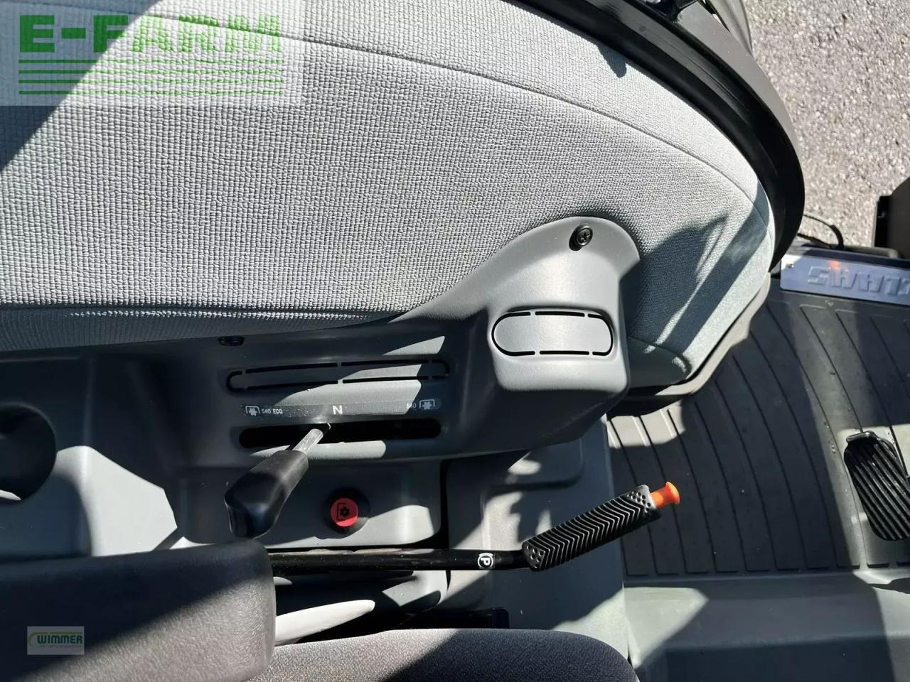 Farm tractor CLAAS elios 210 (kabine ohne glasdach)