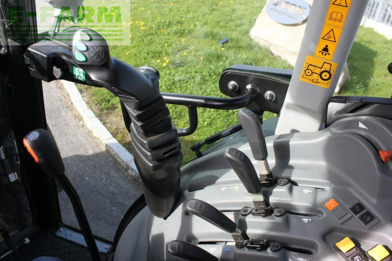 Farm tractor CLAAS elios 210 (kabine ohne glasdach)