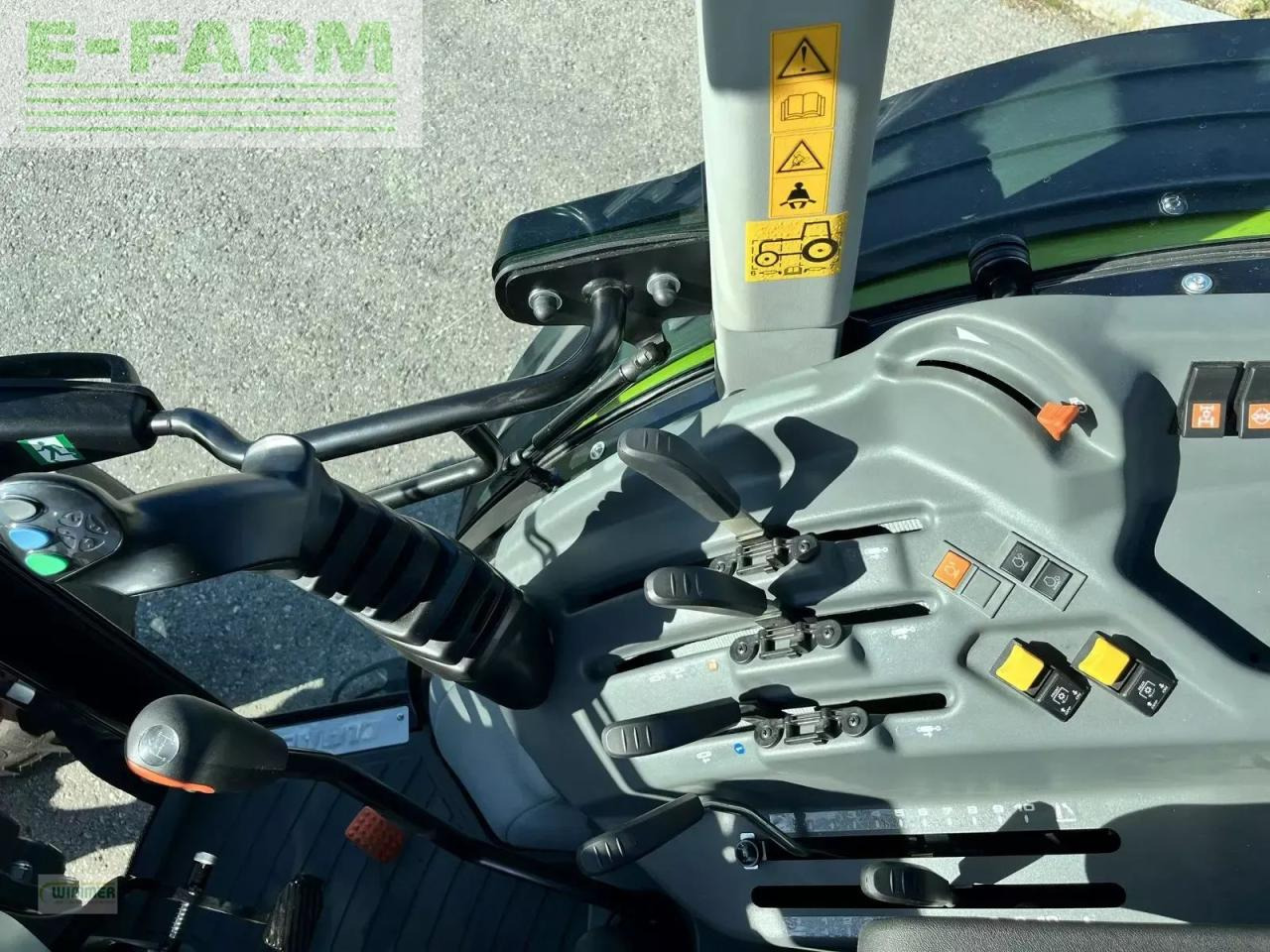 Farm tractor CLAAS elios 210 (kabine ohne glasdach)