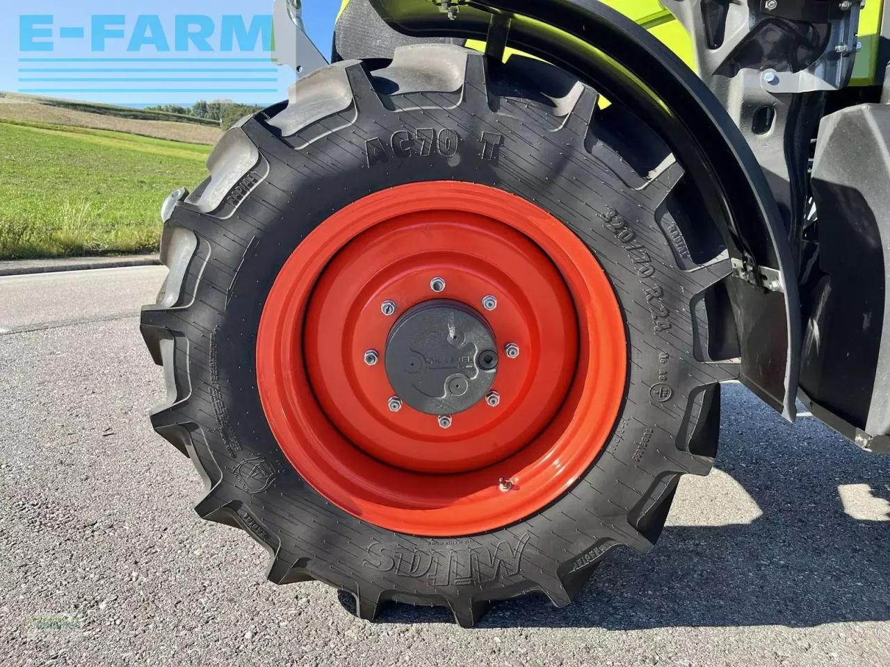 Farm tractor CLAAS elios 210 (kabine ohne glasdach)