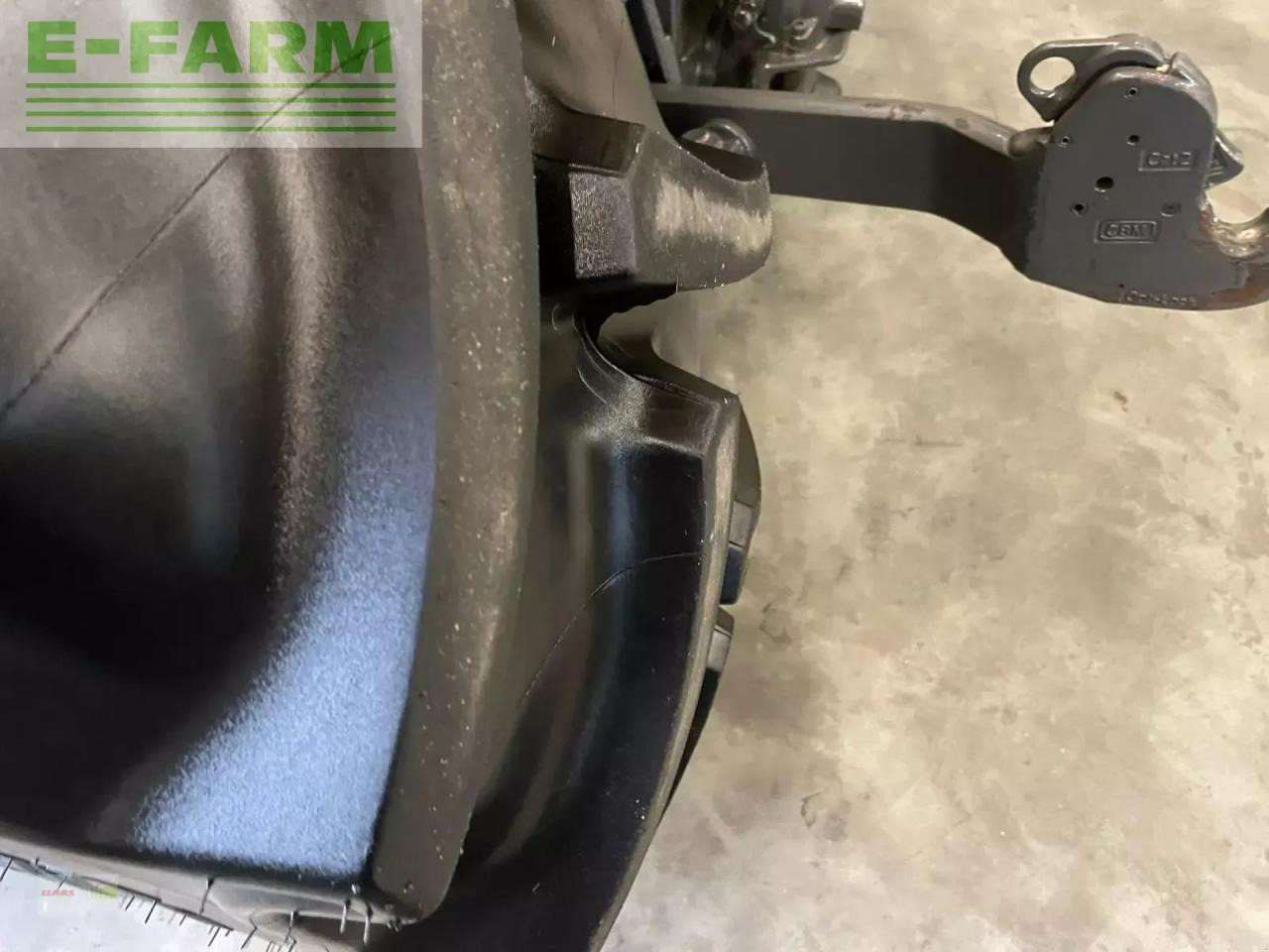 Farm tractor CLAAS elios 210 plattform