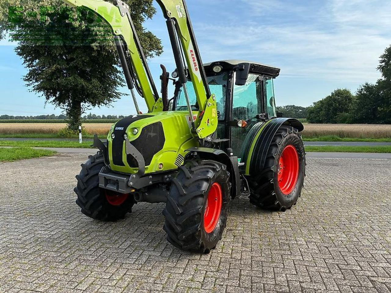 Farm tractor CLAAS elios 220