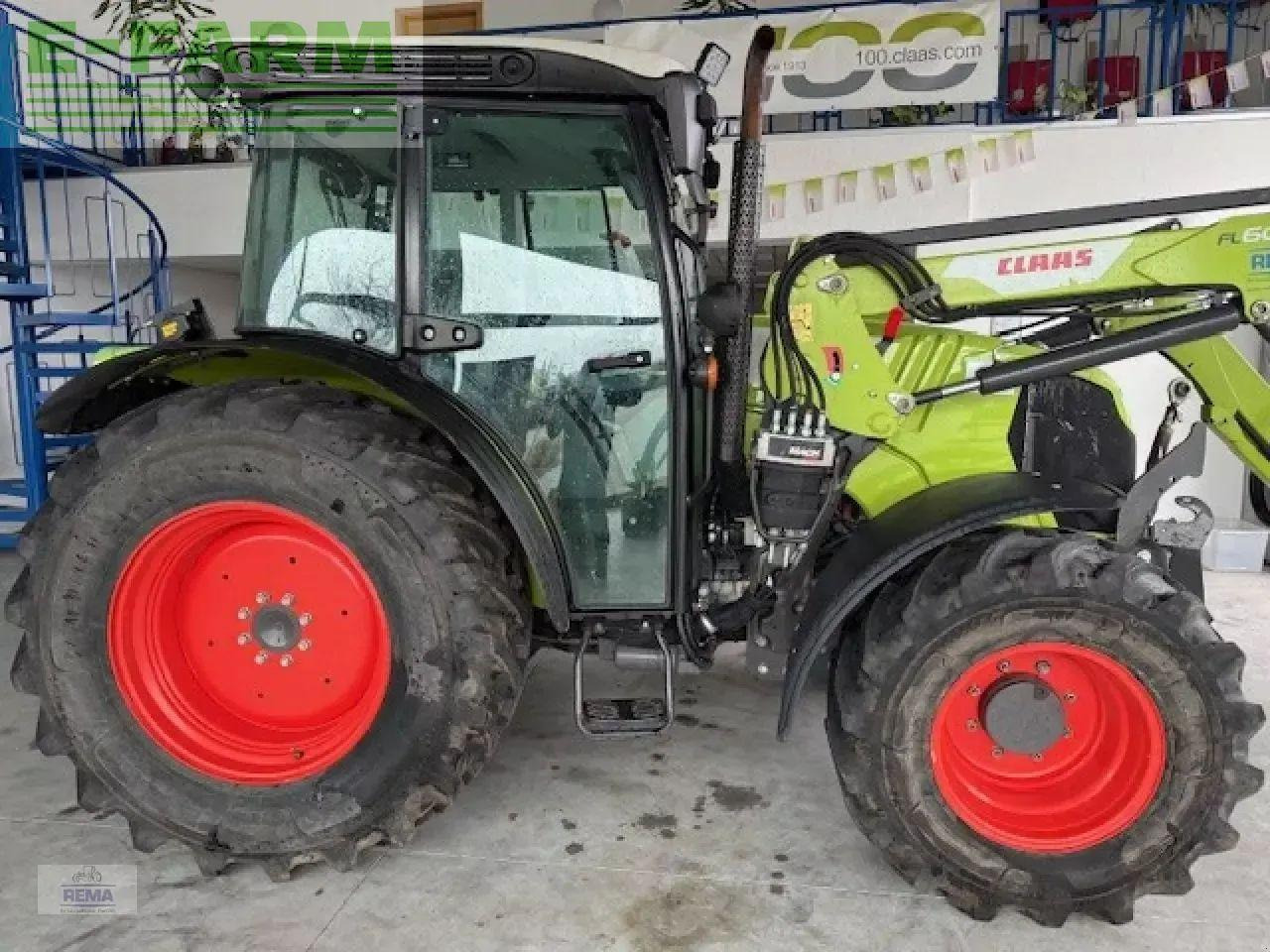 Farm tractor CLAAS elios 220