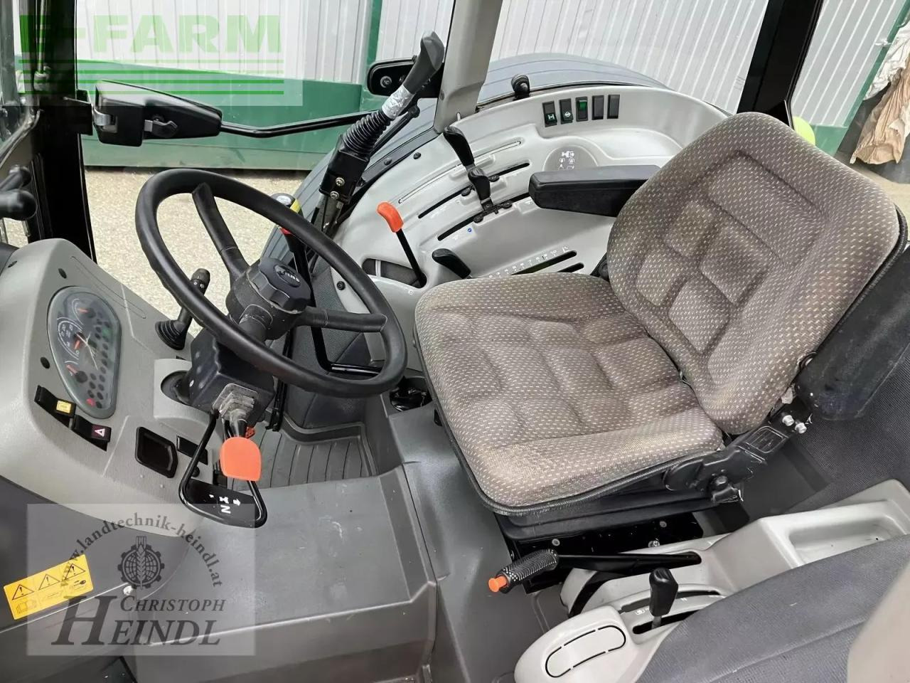 Farm tractor CLAAS elios 220