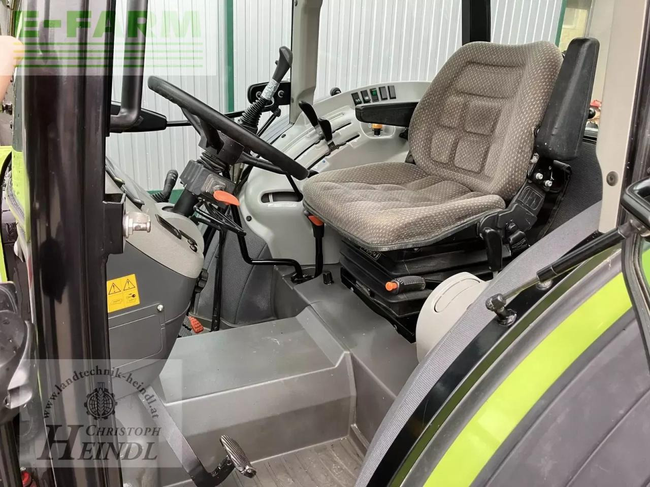 Farm tractor CLAAS elios 220