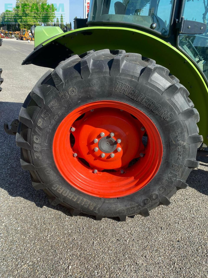 Farm tractor CLAAS elios 220 cabine