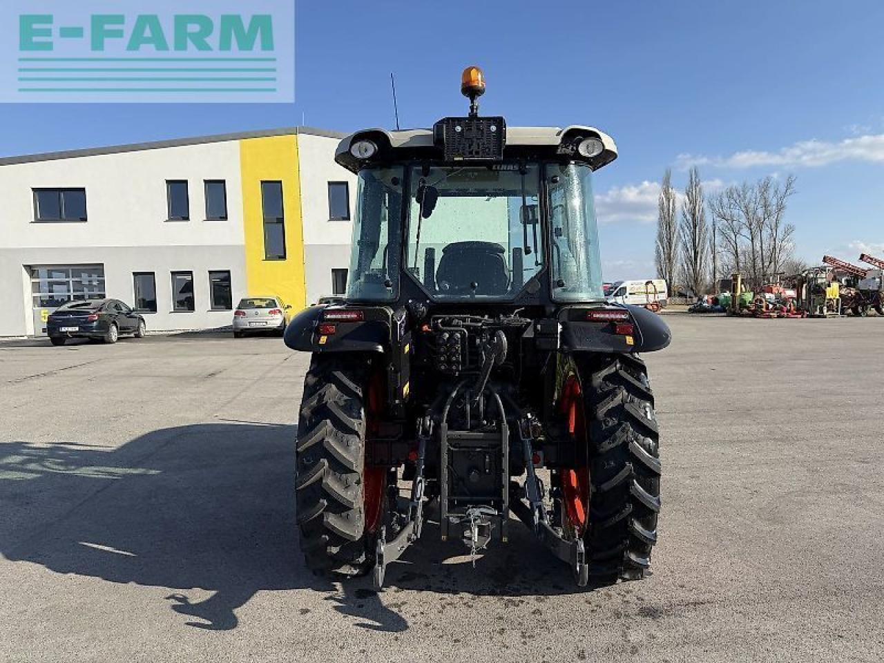 Farm tractor CLAAS elios 320