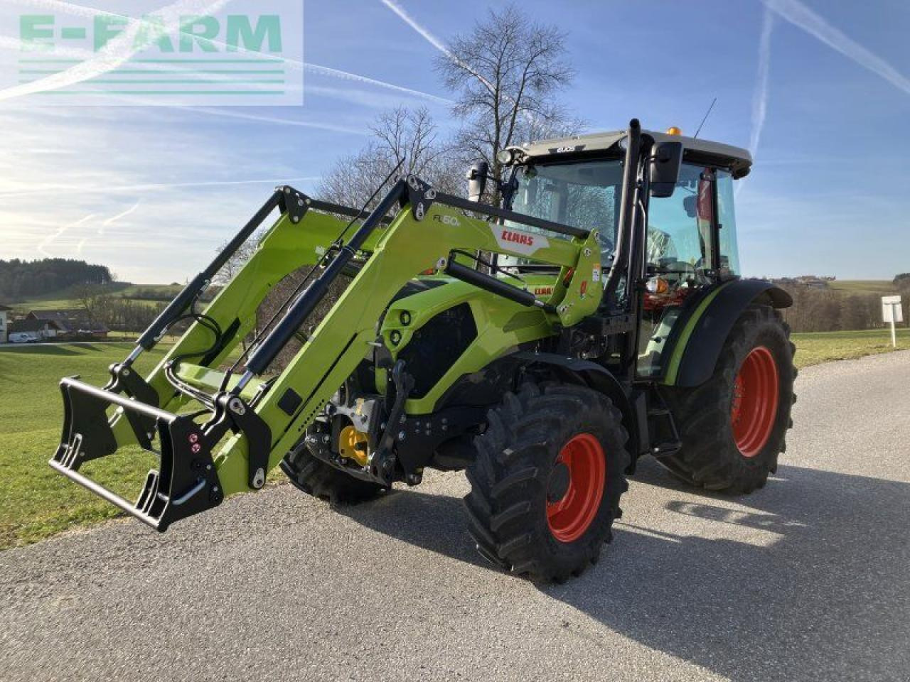 Farm tractor CLAAS elios 320