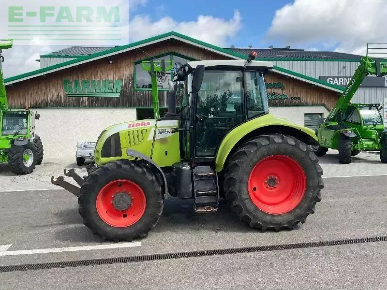 Farm tractor CLAAS marque claas