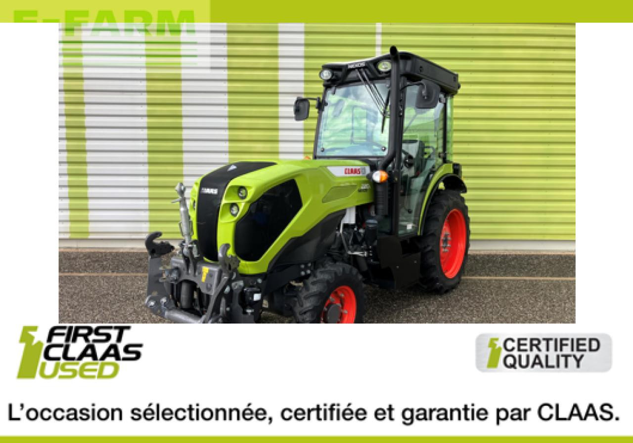 Farm tractor CLAAS nexos 220 s