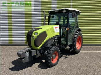 Farm tractor CLAAS nexos 220 vl VL