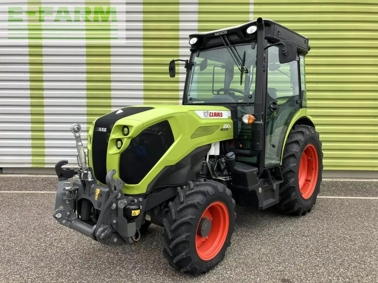Farm tractor CLAAS nexos 230 m