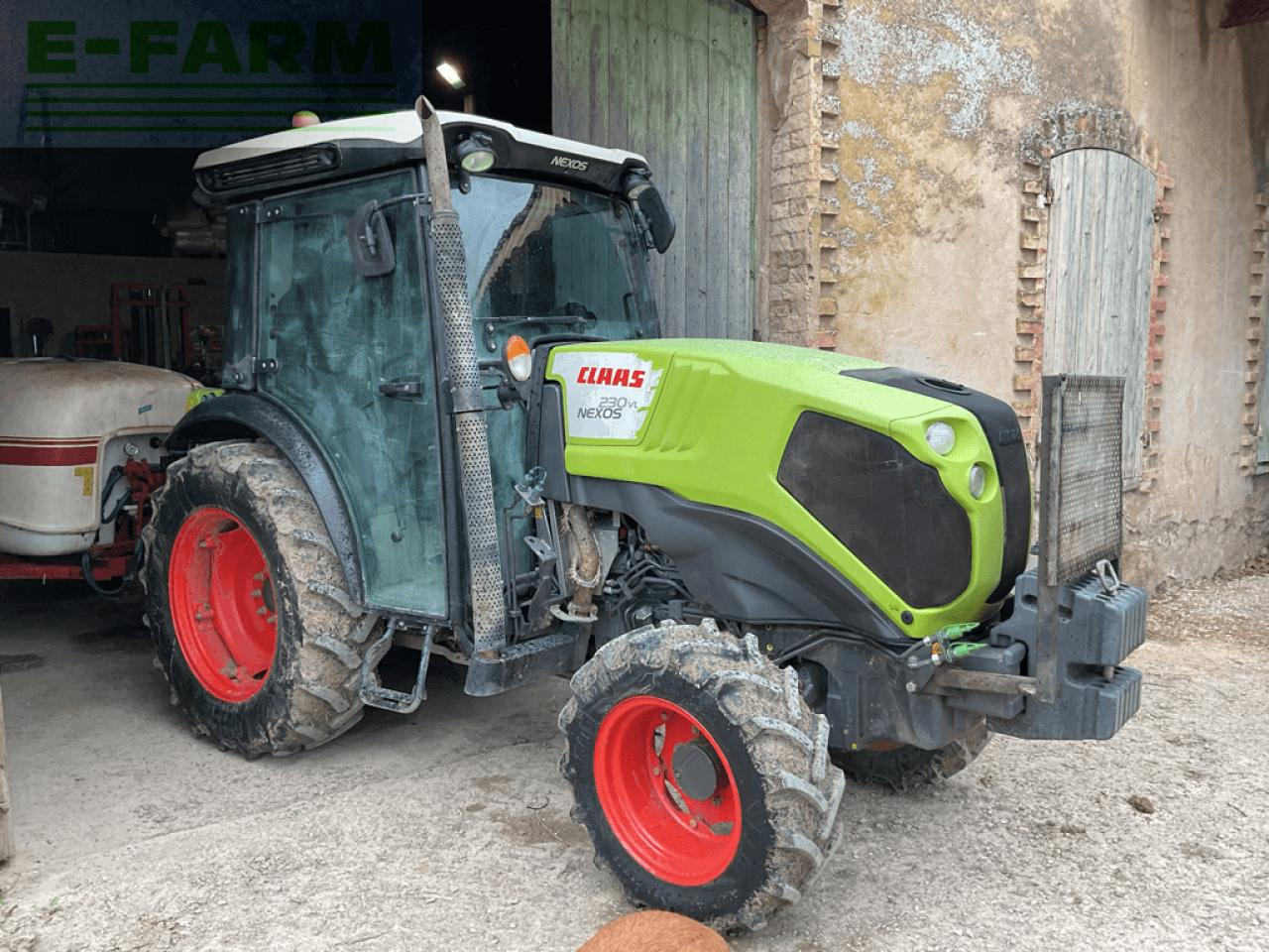 Farm tractor CLAAS nexos 230 vl