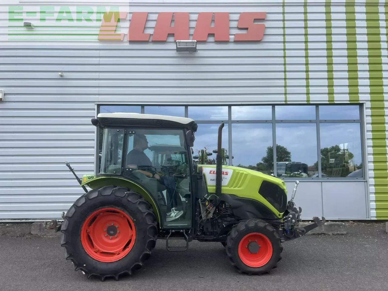 Farm tractor CLAAS nexos 230 vl VL