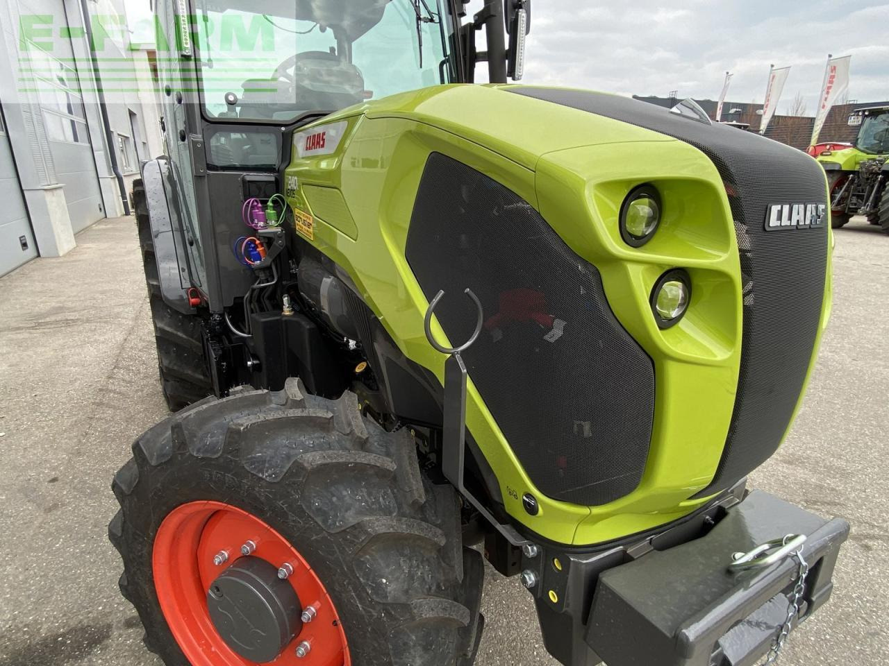 Farm tractor CLAAS nexos 240 l comfort