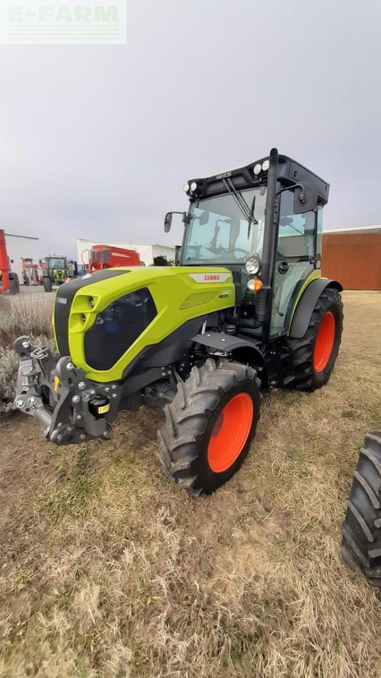 Farm tractor CLAAS nexos 240 l comfort