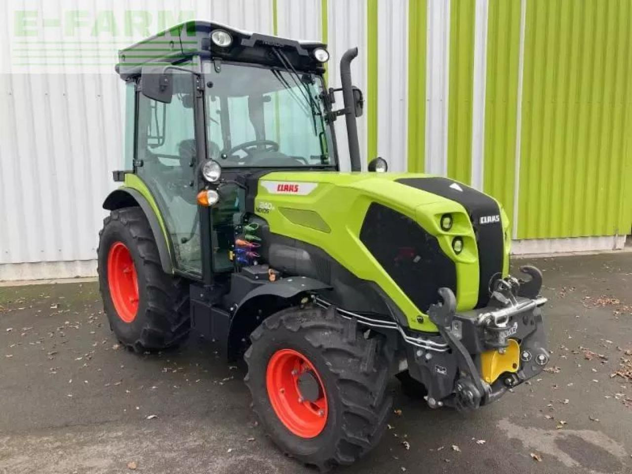 Farm tractor CLAAS nexos 240 m