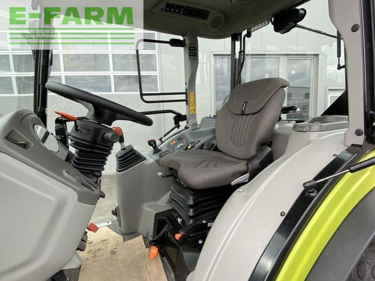 Farm tractor CLAAS nexos 240 m F
