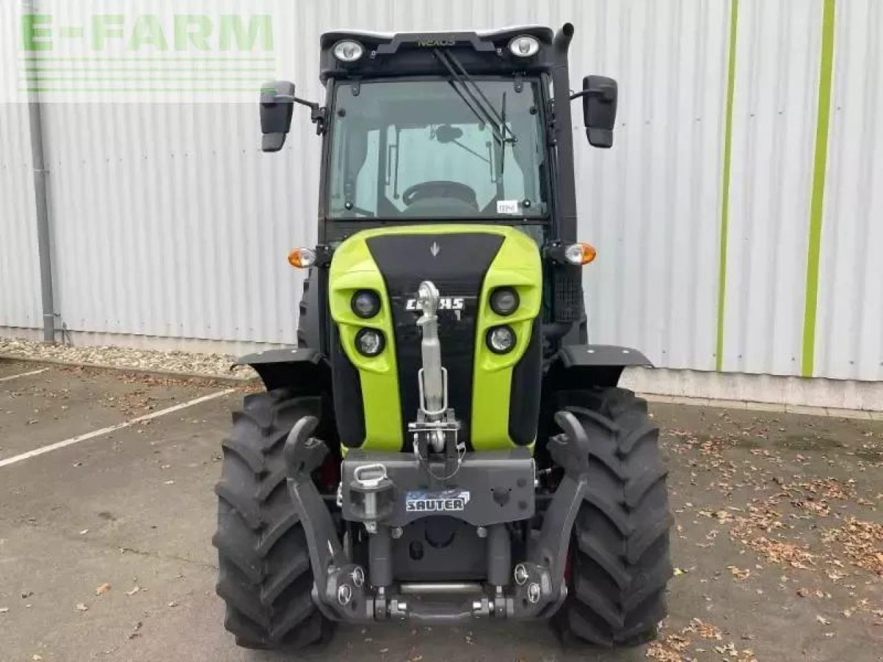 Farm tractor CLAAS nexos 260 l