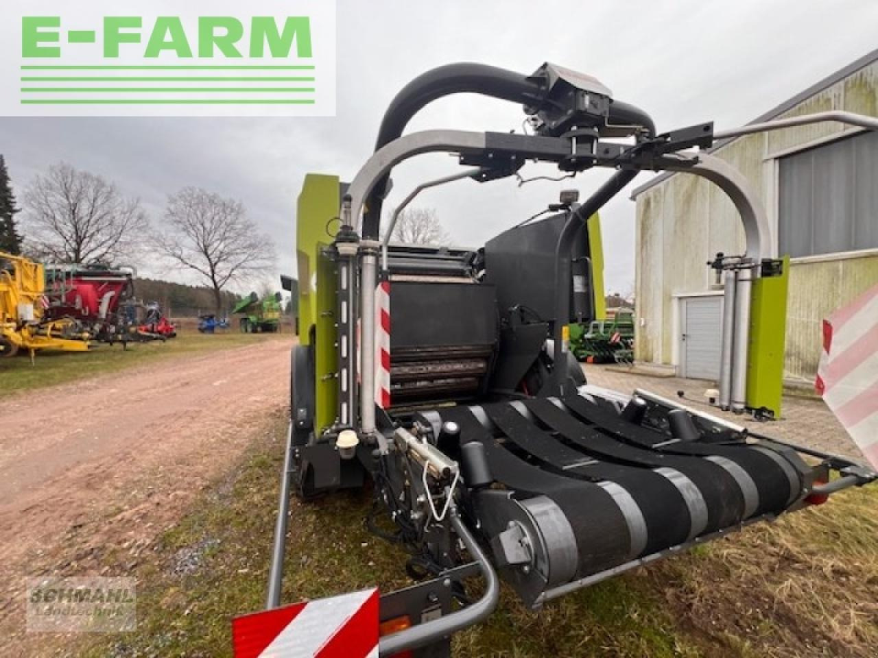 Farm tractor CLAAS rollant 455rc uniwra
