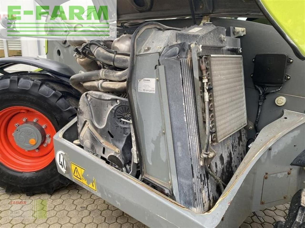 Farm tractor CLAAS scorpion 7050